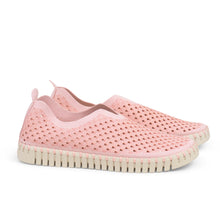 Load image into Gallery viewer, ILSE JACOBSEN Tulip Shoes (3275)