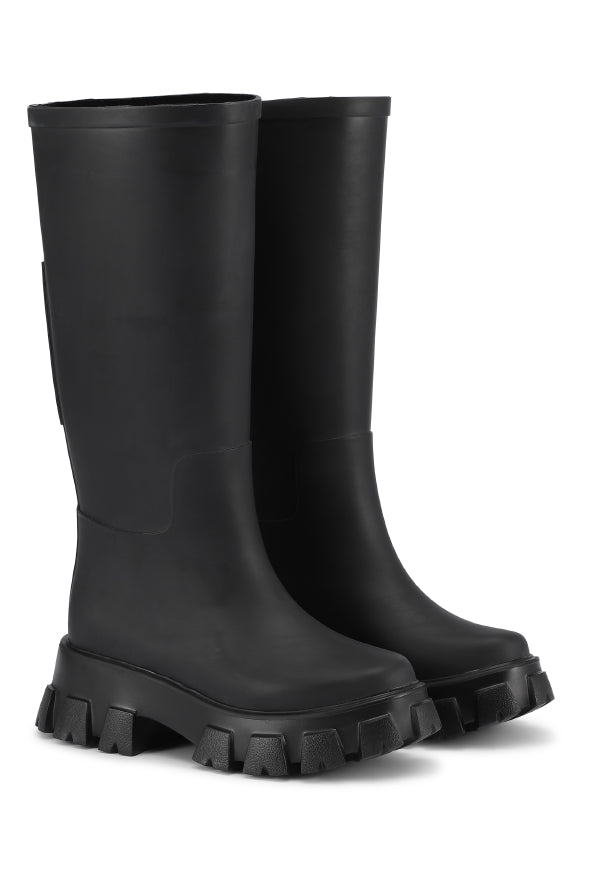 Black rubber boot 2025