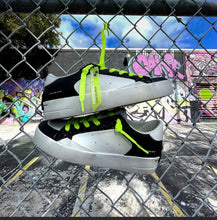 Load image into Gallery viewer, CRIME LONDON SK8 Deluxe City Lights (26103PP5.68)