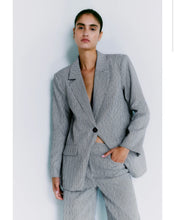 Load image into Gallery viewer, COPENHAGEN MUSE Emily Blazer