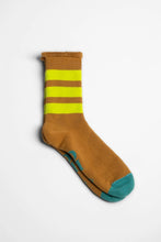 Load image into Gallery viewer, Terry underfoot, nowhere in particular to be.

VELIKO PASS - Two-tone colour blocking in lightweight tennis construction, combed cotton.&nbsp;

OEKO-TEX® certified, trend-led palettes — understated enough to wear daily, considered enough to notice.

All our socks are produced in Georgia at our SEDEX-certified factory, ensuring responsible working conditions, high quality standards, and thoughtful production from start to finish.&nbsp;

Cotton Combed 85% / Polyamide 10% / Elastane 5%Terry underfoot, nowhere 