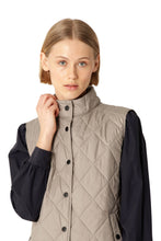 Load image into Gallery viewer, ILSE JACOBSEN Short Gilet (Beat01)