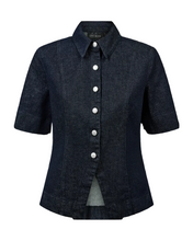 Load image into Gallery viewer, CMANNAIS-SHIRT is a slim-fit raw denim shirt with a clean, structured silhouette and a refined button-front closure. The style features a classic shirt collar, shaped panel seams, and short sleeves for a modern, minimal take on denim dressing.


Raw denim with slight stretch
Slim fit with shaped panel seams
Classic shirt collar and short sleeves
Branded metallic buttons and embossed back logo
Back length from shoulder in size S is 62 cm. All measurements are indicative and may vary