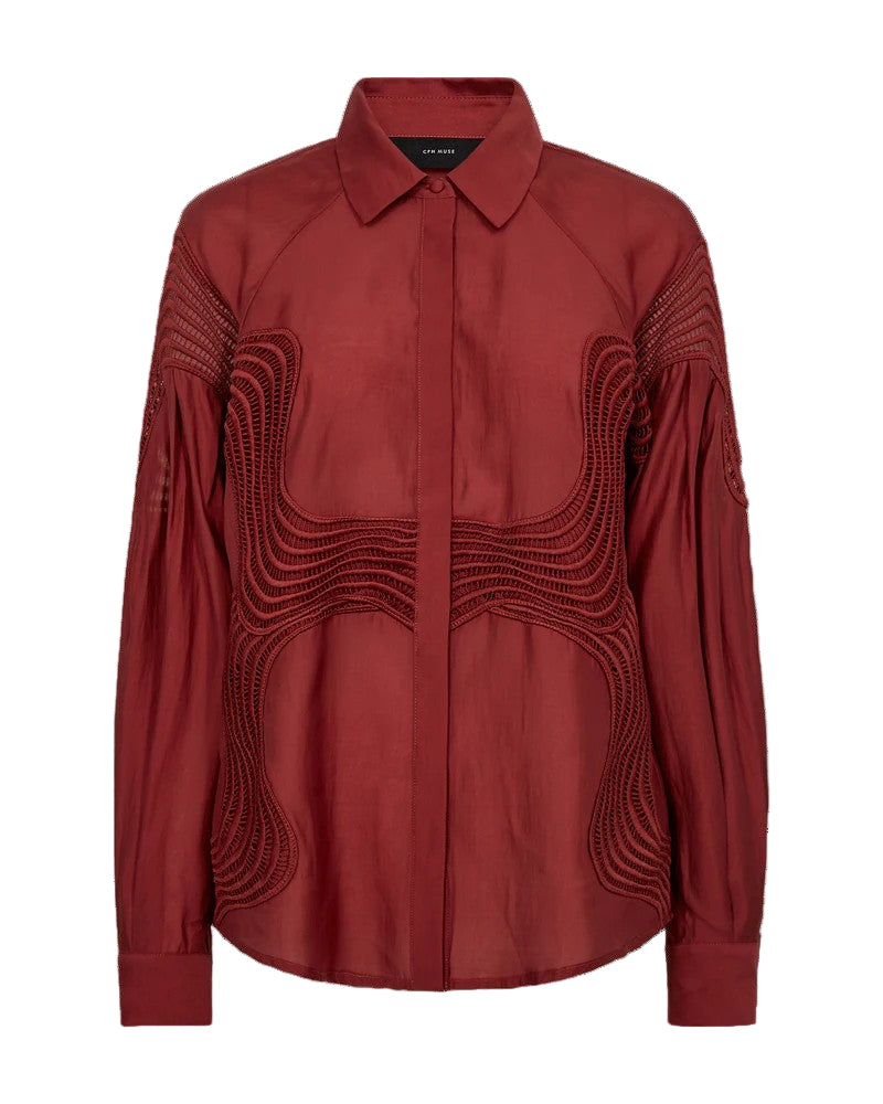 CMMOLLY-SHIRT is a shirt in the iconic, premium material, which contains a lot of lyocell. The shirt has long sleeves, concealed front button fastening and cut-and-sew lace for an elegant sneak peek at the skin.


Long sleeves
Button fastening
Cut-and-sew lace
Lyocell