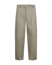 Load image into Gallery viewer, CMSELENA-PANTS is a pair of ankle-length pants in a premium material with slanted side pockets, elasticated at the back as well as pleats and creases on the front for a stylish look.


Elastic at the back
Angled side pockets
Pleats and creases on the front
Ankle-length