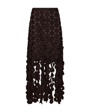Load image into Gallery viewer, MTHEA-SKIRT is a skirt in a premium material with a knee-length underskirt, side zip fastening and fringe effect at the bottom for a refined look.


Zip fastening
Underskirt
Fringe effect
Unique Muse print
Denim