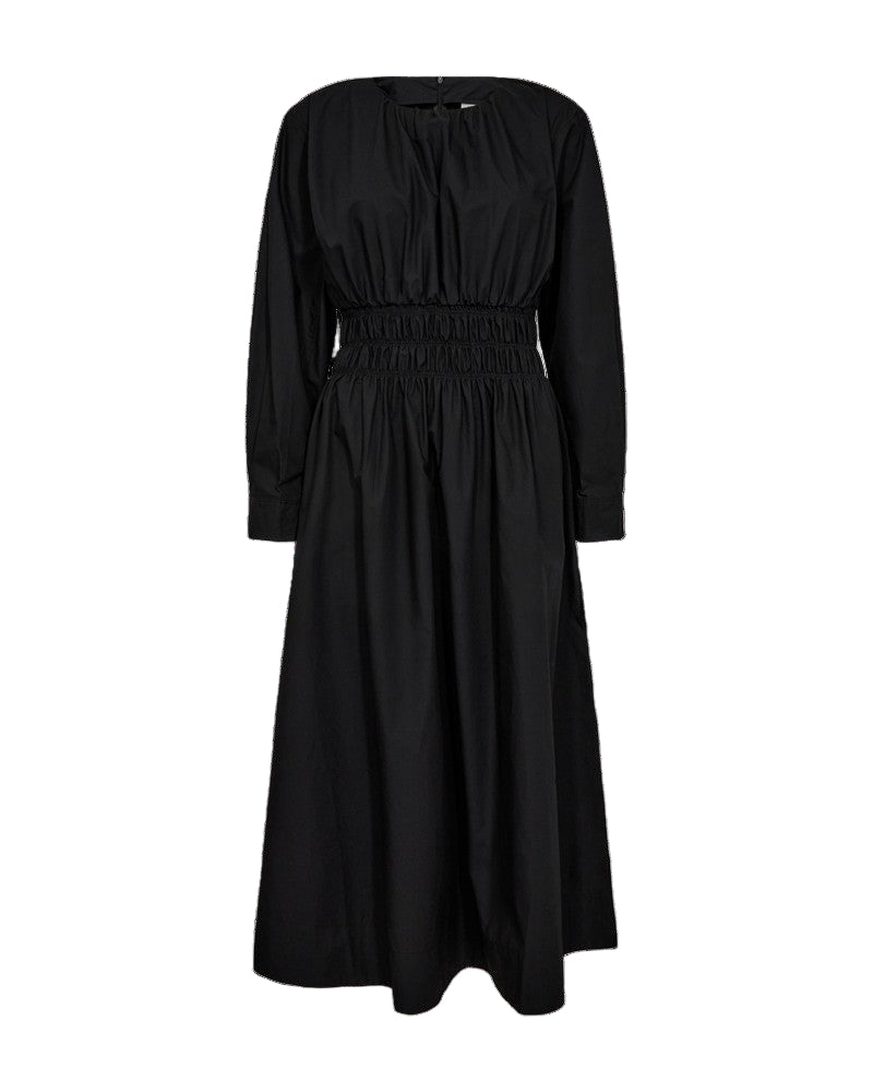 CMCRIPS-DRESS is a dress in a premium material with wide shoulders, long sleeves with adjustable cuffs, concealed back zip fastening and a smock effect that elegantly highlights the waist.

Wide shoulders
Long sleeves with cuffs
Concealed back zip fastening
Smock effect that highlights the waist
Length from shoulder in a size S is 134 cm
Note that all measurements are indicative and may vary