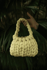 CRAFTY BY ILLLINA Mini Velvet Bag