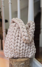 Load image into Gallery viewer, CRAFTY BY ILLLINA Marshmallow bag