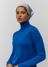 Load image into Gallery viewer, CRÉTON Laura Roll neck