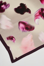 Load image into Gallery viewer, The CRARina silk scarf is the perfect accessory when you want to elevate your outfit with a feminine and refined touch. 
Square scarf in 50x50 cm
100% Satin Silk
Soft and lightweight material with an elegant sheen
Print with artistic floral expression
Contrasting trim that frames the design beautifully
Fine, smooth surface with exclusive finish