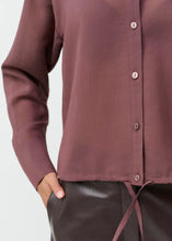 Load image into Gallery viewer, CRÉTON VINSA DRAWSTRING SHIRT