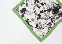 Load image into Gallery viewer, Details

Square silk scarf of 50x50 cm
Black and white botanical print with graphic flowers and branches
Fresh green trim with subtle Créton logo
Light and elegant quality with glossy finish