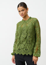 Load image into Gallery viewer, CRÉTON LACEY LACE BLOUSE
