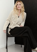 Load image into Gallery viewer, HENRIETTE STEFFENSEN Blouse (1414)