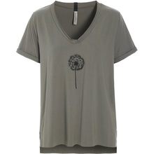 Load image into Gallery viewer, HENRIETTE STEFFENSEN V-Neck tee (96105)
