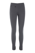 Load image into Gallery viewer, Skinny fit ribbed leggings

Our specially developed organic cotton rib fabric is soft and stretchy, resulting in a comfortable fit and feel.



- 100% EU production
- 95% organic cotton, 5% EA
- OEKO-TEX® STANDARD 100 cert. no. 2176-347 DTI
- Machine wash, hang to dry