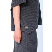 Load image into Gallery viewer, HEST Adelina Sweater