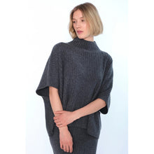 Load image into Gallery viewer, HEST Adelina Sweater