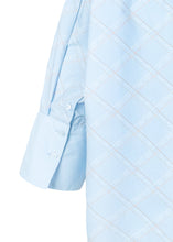 Load image into Gallery viewer, HÉST Arya printed shirt