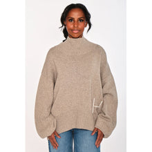 Load image into Gallery viewer, HEST Gianna Sweater