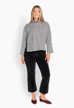 Load image into Gallery viewer, A modern striped shirt with an oversized silhouette and a crisp feel in cotton. Designed with a classic collar, dropped shoulders and extra-wide cuffs that combine timeless tailoring with a relaxed, modern look.

Material: 70% Cotton27% Nylon3% Elastane(Spandex)
