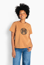 Load image into Gallery viewer, HÉST Logo T shirt