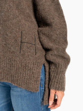 Load image into Gallery viewer, HÉST Noelle Sweater