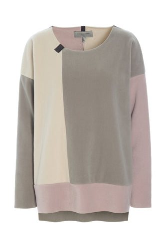 he sweater is longer in the back and has slits up the sides. As part of our PATCH line, this sweater comes in different combinations of our classic, soft colours.