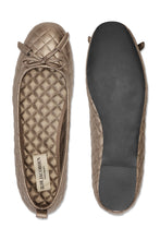 Load image into Gallery viewer, ILSE JACOBSEN Quilted Ballerinas (Altura01)