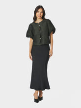 Load image into Gallery viewer, Blouse with puff sleeves and button closure at the front. It has a nice structured quality. Can be used as a jacket as well. The model is 176cm and wears a size 36.