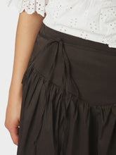 Load image into Gallery viewer, NEO NOIR Anais poplin skirt