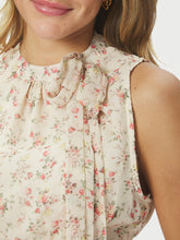 Load image into Gallery viewer, NEO NOIR Ansol Meadow Printed Top