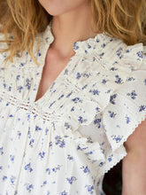 Load image into Gallery viewer, NEO NOIR Jayla small blossom top