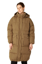 Load image into Gallery viewer, ILSE JACOBSEN Long Padded Coat (Peppy06)
