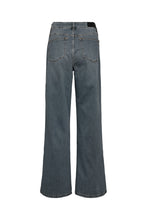 Load image into Gallery viewer, PIESZAK Anja Jeans Wash Diamond Indigo