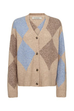 Load image into Gallery viewer, A bold statement wrapped in softness. The Haley Harlekin cardigan stands out with its oversized argyle pattern in muted tones of air blue, beige and brown. Spun from a soft, mid-weight knit, the relaxed fit and deep V-neckline make it perfect for layering through seasons.
Size &amp; Fit
• Relaxed fit
• Hip length
• Dropped shoulders
• Button-through front
Details
• Soft wool blend
• Ribbed cuffs and hem
• Oversized argyle pattern in tonal hues