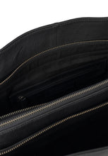 Load image into Gallery viewer, RE:DESIGNED Evia urban bag