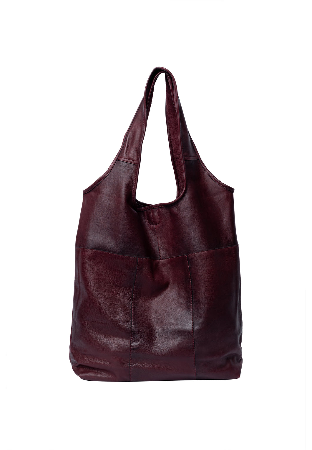 Classic tote in lightweight full grain leather. Fits all daily needs, with a slip pocket, unlined for a natural look, and room for a 15