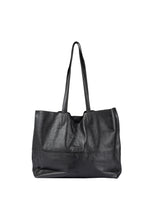 Load image into Gallery viewer, RE:DESIGNED Marlo urban bag