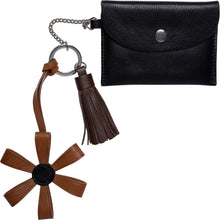 Load image into Gallery viewer, Nela is a charming small keychain for everyday use.
• Handcrafted
• Featuring a tassel, a flower and a small wallet with snap closure