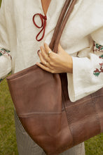 Load image into Gallery viewer, RE:DESIGNED Mane big (6552)