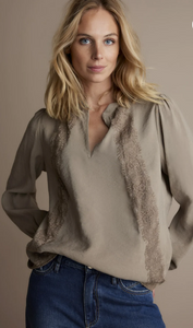 SUMMUM blouse with lace