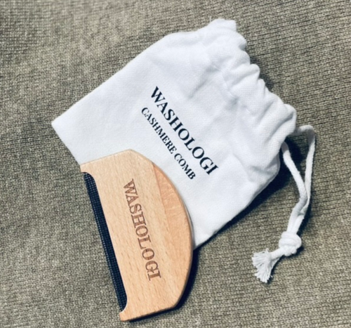 WASHOLOGI by Viktoria Cashmere Comb