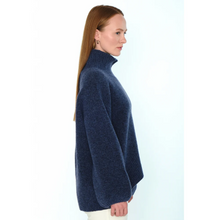 Load image into Gallery viewer, HEST Fam Patch Short Sweater
