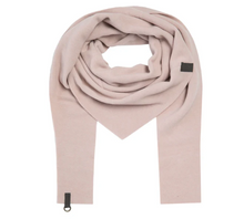 Load image into Gallery viewer, HENRIETTE STEFFENSEN Fleece Triangle Scarf (4051)