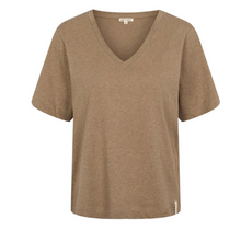 Load image into Gallery viewer, ESME STUDIOS Melan v-neck  T-shirt