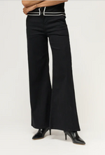 Load image into Gallery viewer, PIESZAK Asta SWAN Jeans Black Forever