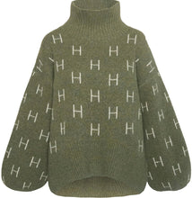 Load image into Gallery viewer, HEST Fam Sweater Short