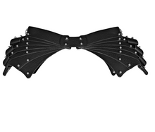 Load image into Gallery viewer, UNA BURKE LEATHER Overlap Cinch Belt